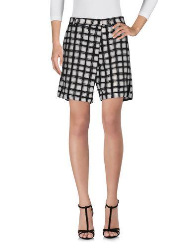 Бермуды  -  цвет