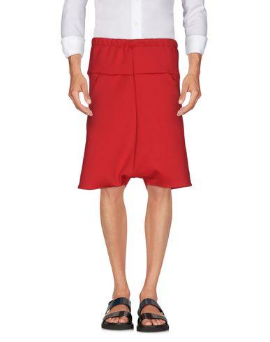 Бермуды  -  цвет