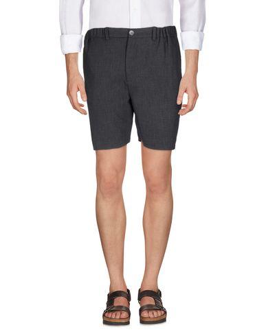 Бермуды  -  цвет