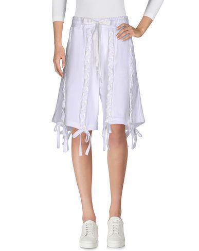 Бермуды  -  цвет