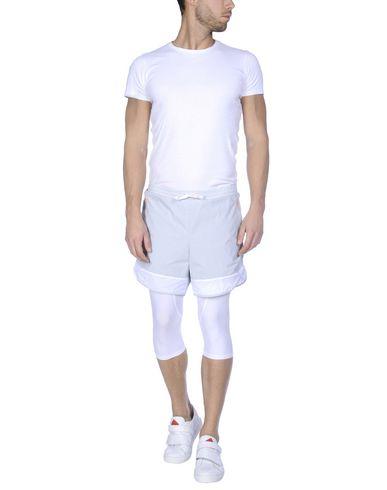 Бермуды  -  цвет