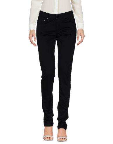 LOVE MOSCHINO Повседневные брюки  Брюки LOVE MOSCHINO