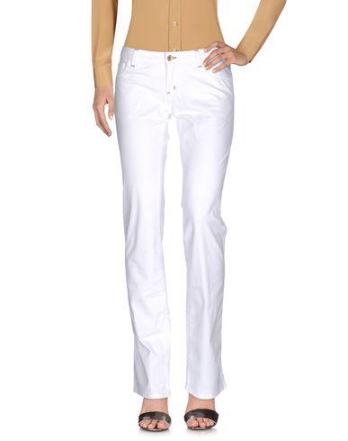 LOVE MOSCHINO Повседневные брюки  Брюки LOVE MOSCHINO