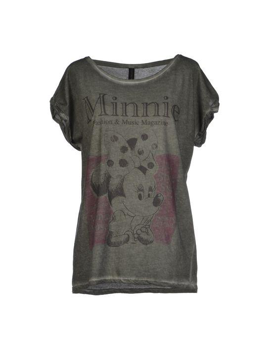 Футболка  -  цвет