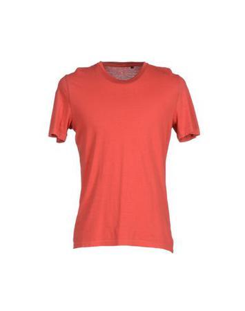 Футболка QU4TTRO