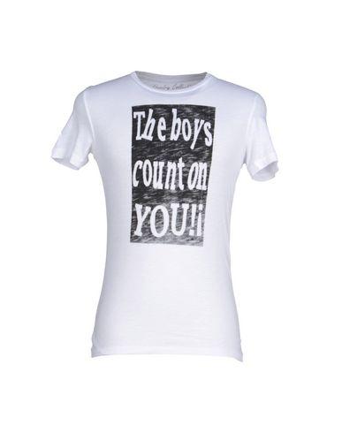 Футболка W & CO  LAUNDRY COLLECTION