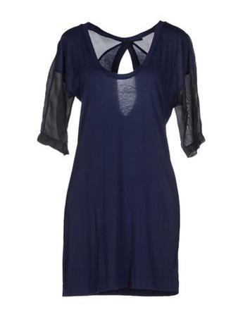 Футболка U CLOTHING