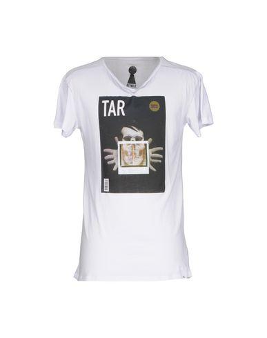 Футболка KEYHOLE