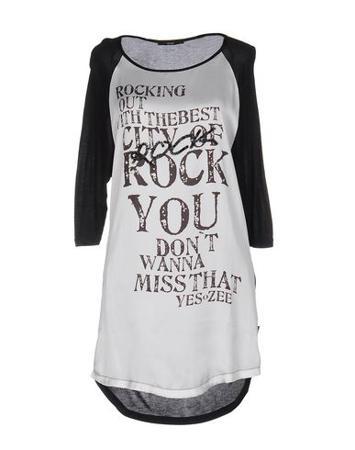 Футболка YES ZEE BY ESSENZA