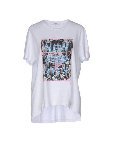 Футболка  -  цвет