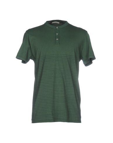 Футболка DIKTAT