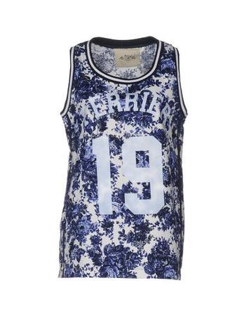 Футболка TEE-TREND