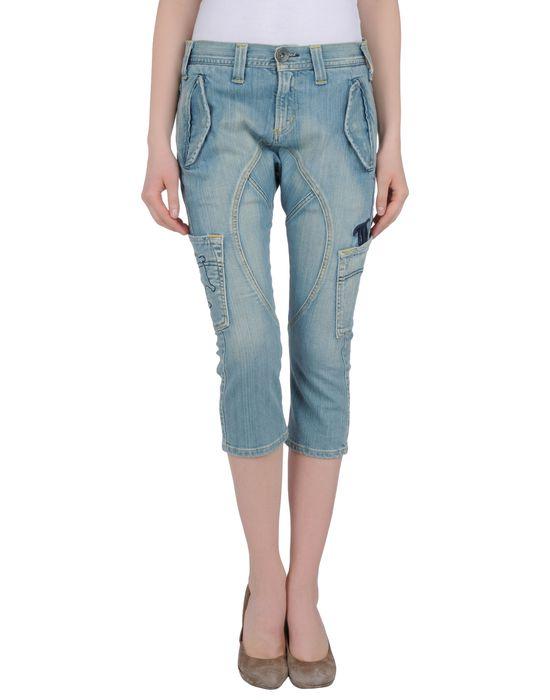 Капри  -  цвет