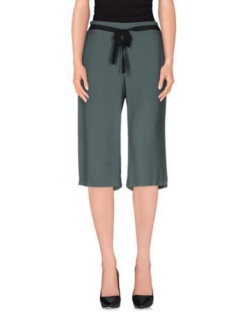 Капри TWISTY PARALLEL UNIVERSE