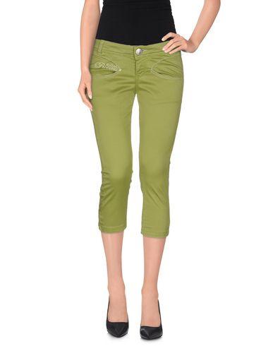 Капри  -  цвет