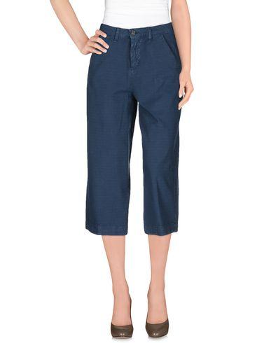 Капри  -  цвет