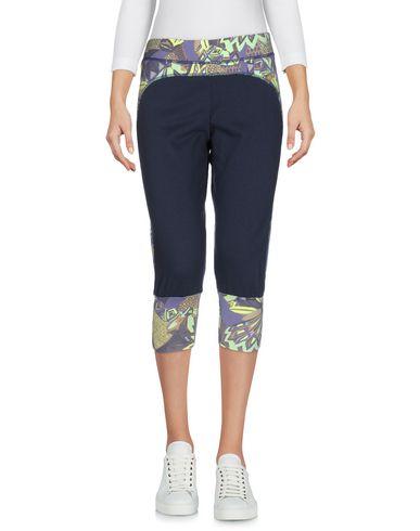 Капри  -  цвет