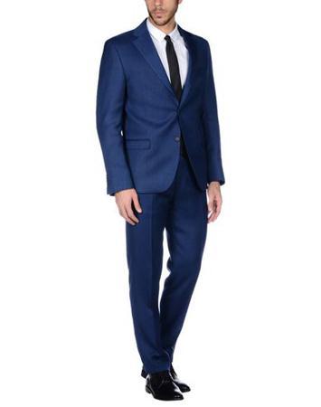 Костюм KARL MOMMOO