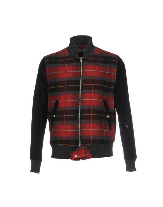 Куртка  - Красный цвет