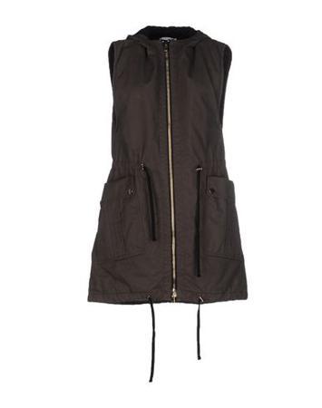 Куртка CARLA G.