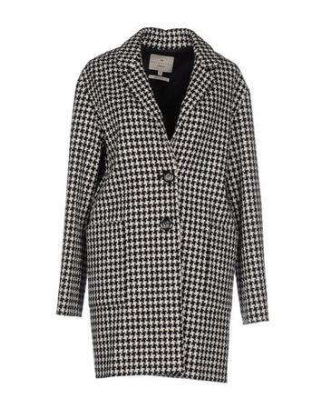 Пальто ESSENTIEL