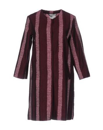 Пальто ATTIC AND BARN Пальто ATTIC AND BARN