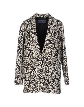 Пальто EMANUEL UNGARO