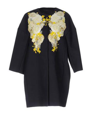 Пальто GIAMBATTISTA VALLI