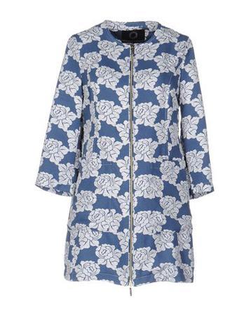 Пальто UP TO BE