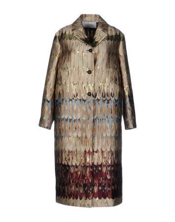 Пальто VALENTINO