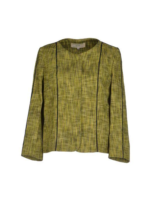 Пиджак  -  цвет