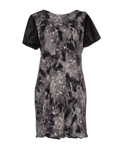 короткое платье  -  цвет