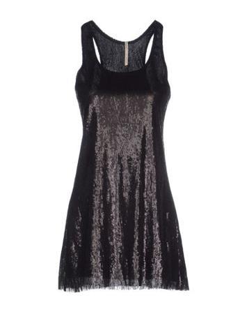 Платье LONDON IN PARIS Платье LONDON IN PARIS