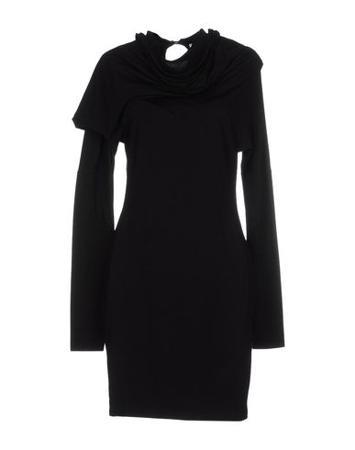 Платье CLIÓ Платье CLIÓ