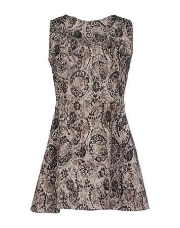 Платье LONDON IN PARIS Платье LONDON IN PARIS