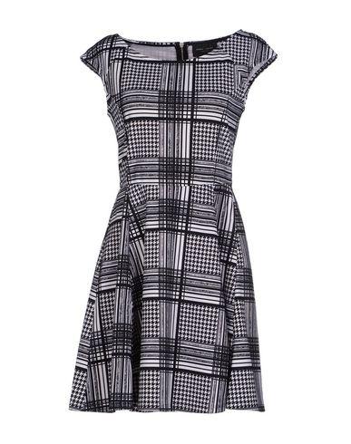 короткое платье  -  цвет