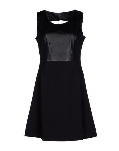 короткое платье  -  цвет