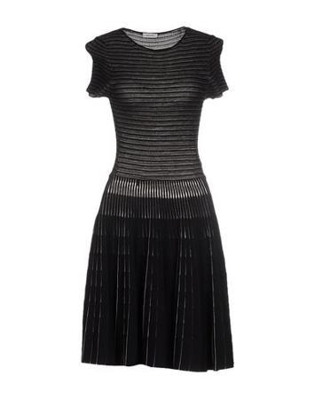 Платье VINEYARN