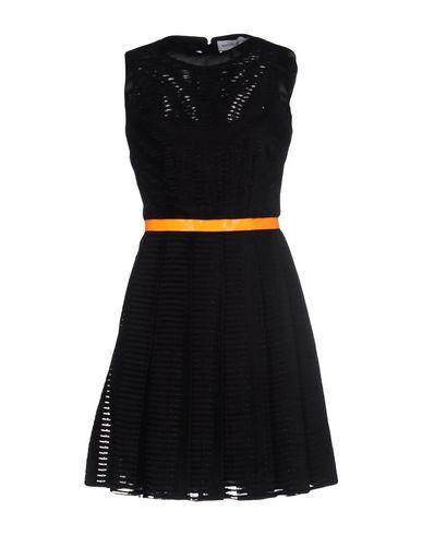 короткое платье  - Черный цвет