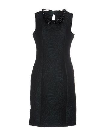 Платье OKY COKY