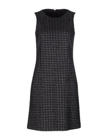 Платье STRENESSE