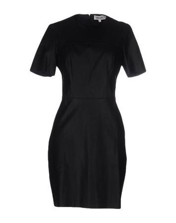 Платье DRY LAKE.