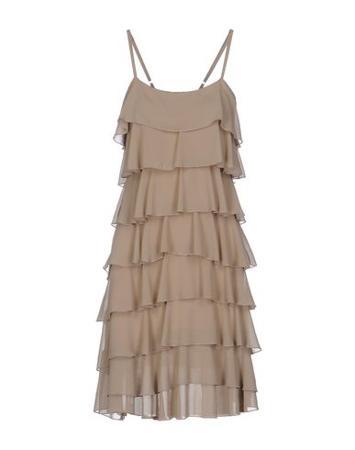 Платье SOALLURE