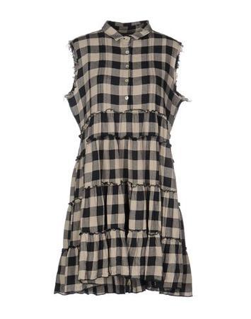 Платье SOALLURE