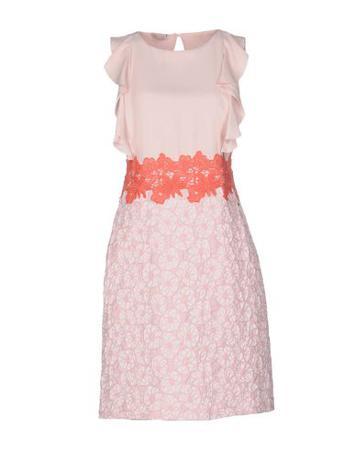 Платье CARACTÈRE