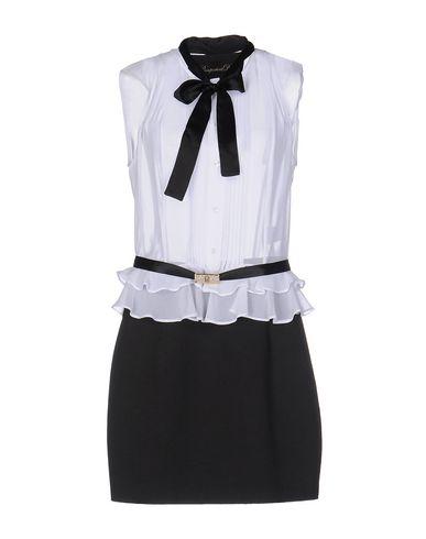 короткое платье  - Белый цвет