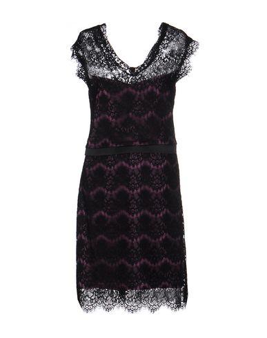 Платье до колена  - Черный цвет