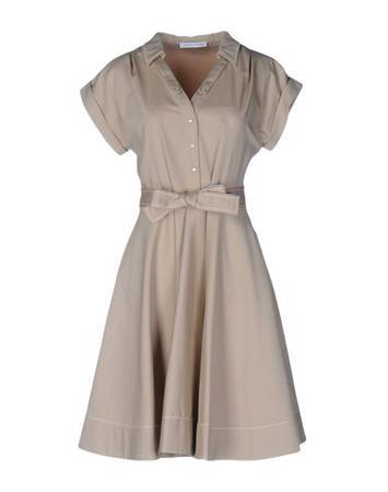 Платье CARACTÈRE