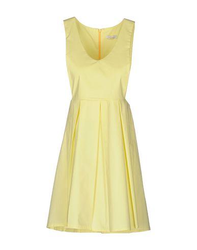 короткое платье  -  цвет