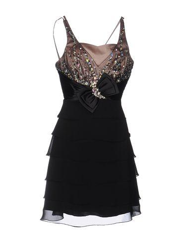 короткое платье  - Черный цвет